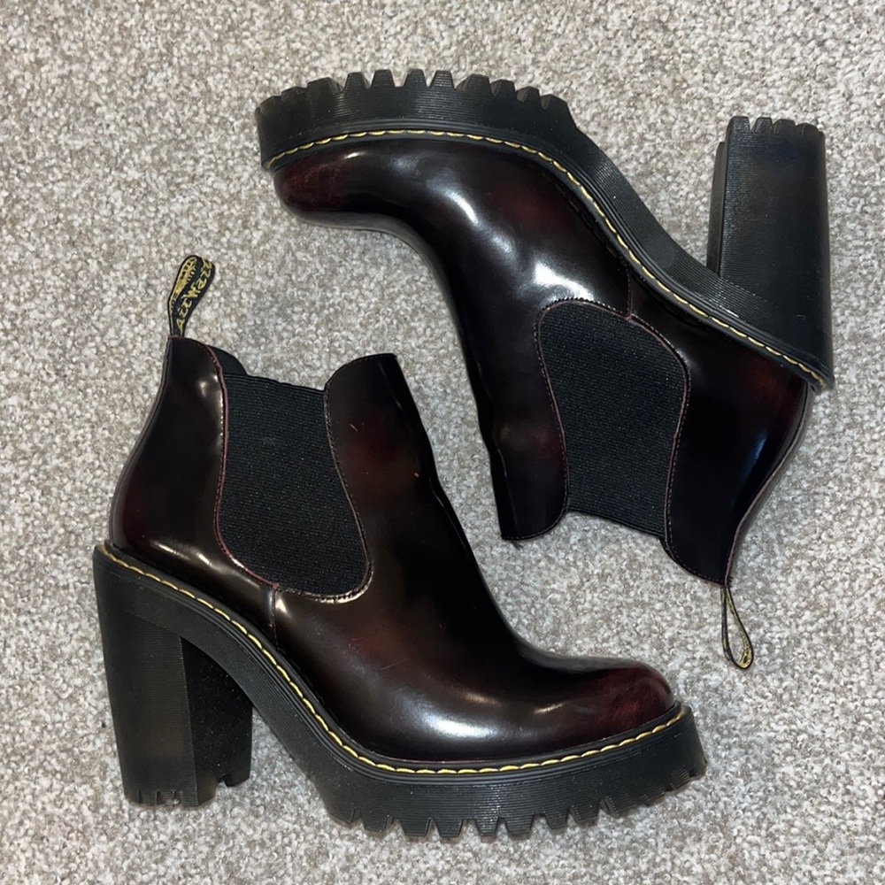 Dr. Martens Hurston Arcadia Heeled Boots, cherry red, size 9